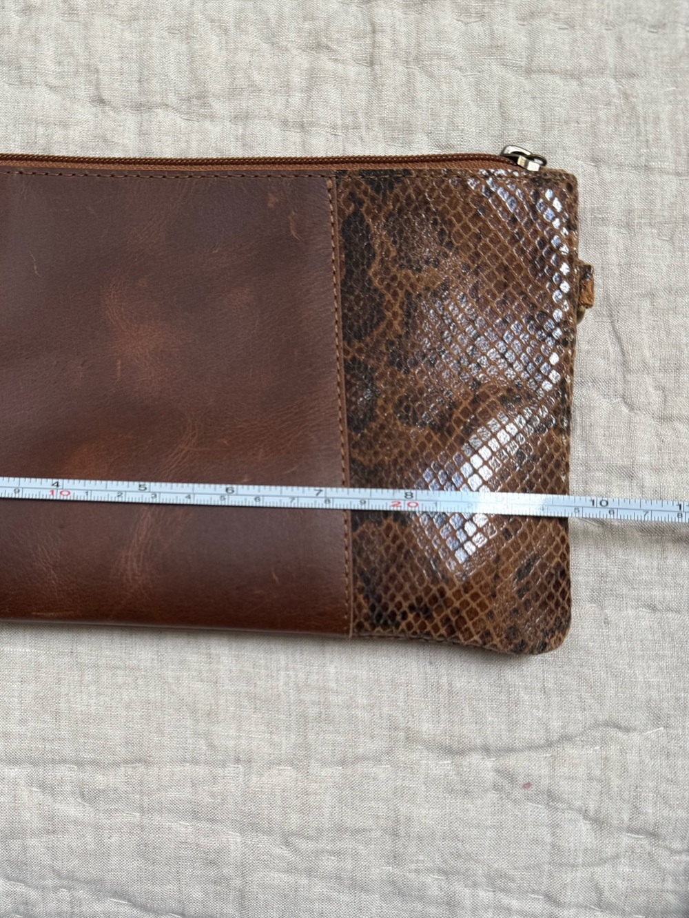 Jane Marie Genuine Leather Brown Snake-Print Zip Clutch or Crossbody Bag NWT - Picture 5 of 6
